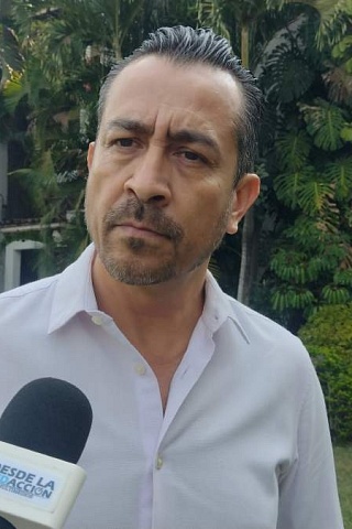 Arturo Pérez Flores. 