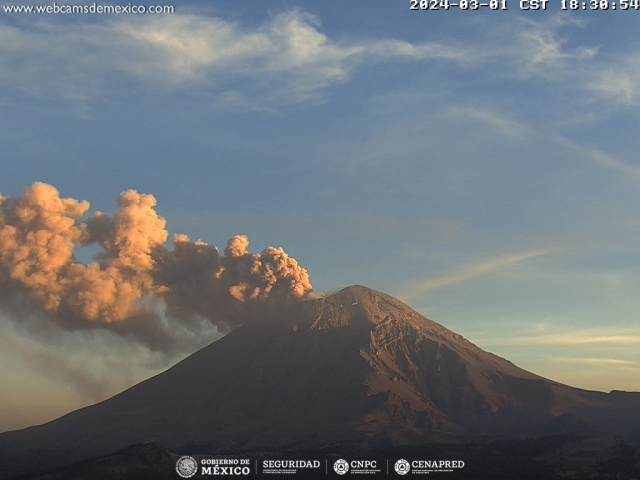 Más de 22 horas de tremor registra el volcán Popocatépetl