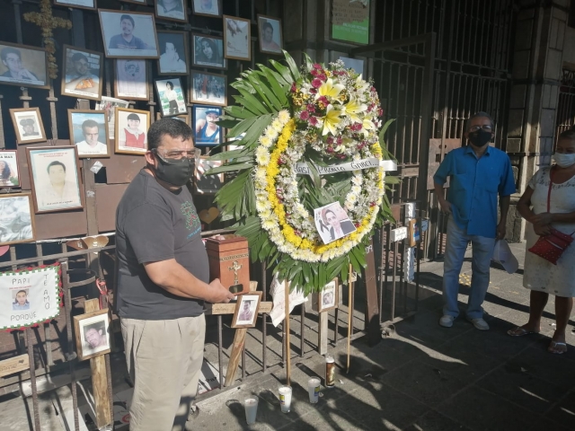 Homenaje de despedida al periodista José Luis García Tapia