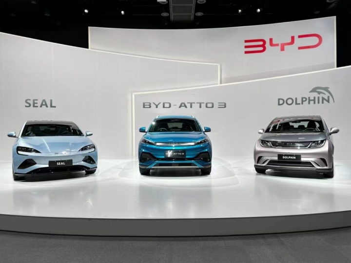 Giro sorprendente: BYD desbanca a Tesla en ventas de autos eléctricos
