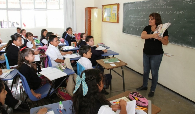Día del maestro en México: Orígenes y celebración