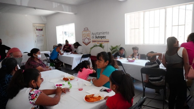 Abre Ayuntamiento de Jiutepec comedor comunitario