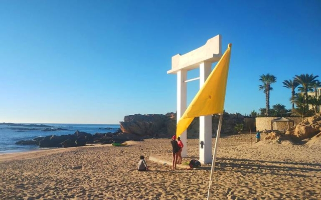 ¡Aguas con la marea! Estas banderas en la playa significan peligro