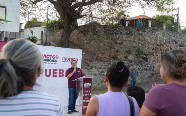 Productores de aguacate de Cuernavaca sostienen encuentro con Víctor Mercado