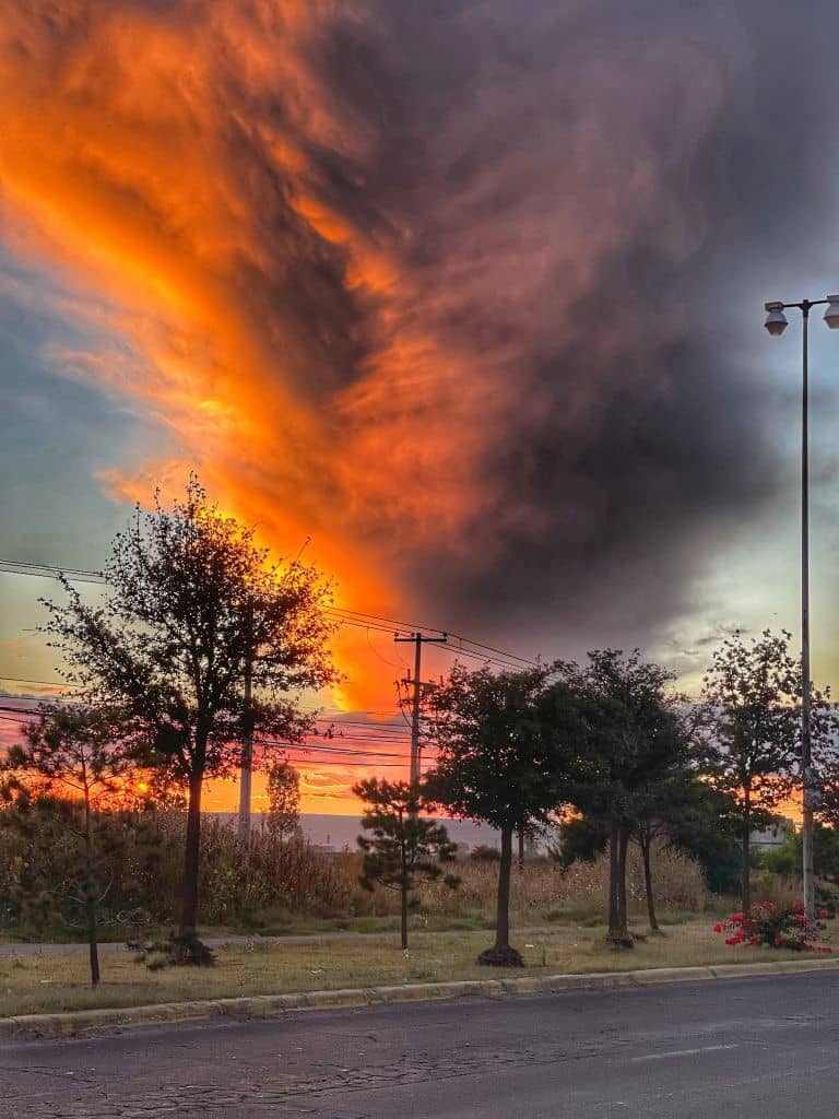 Captan "camino a Mictlán" en el cielo de Durango