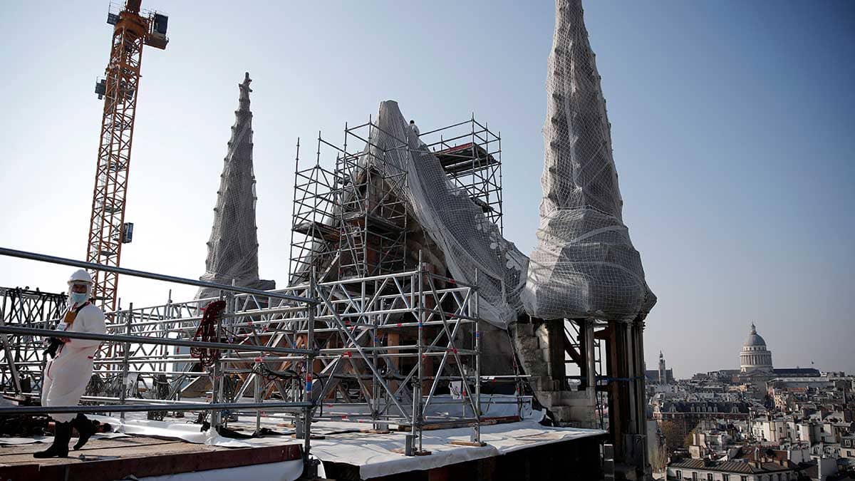 Reconstrucción de la Catedral de Notre Dame