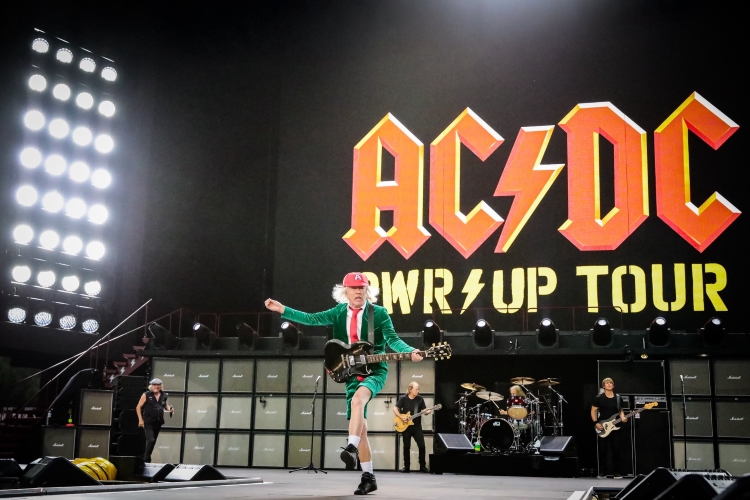 @acdc (Twitter)