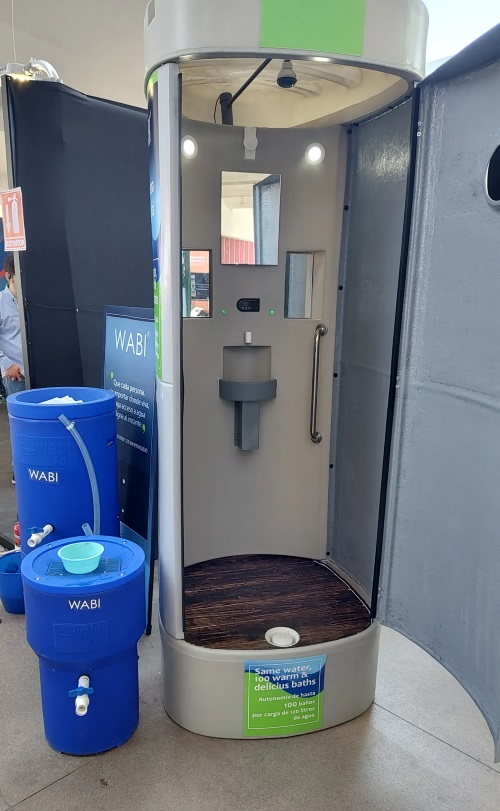 Regadera ecológica WABI. Javier Carbajal/WIRED en Español Regadera ecológica WABI. Javier Carbajal/WIRED en Español