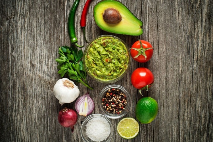 Ingredientes Guacamole. Foto: Tomada de la web