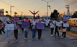 Estudiantes marchan en Jojutla para exigir seguridad y justicia 