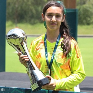 Libni Carmona Pedroza es originaria del municipio de Yautepec.