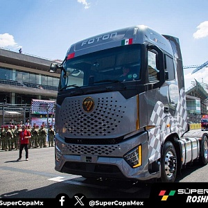  Los imponentes tractocamiones harán rugir sus motores como parte del evento.