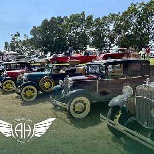  Los asistentes a este evento podrán disfrutar de la exhibición de autos que fueron fabricados a inicios del siglo pasado.