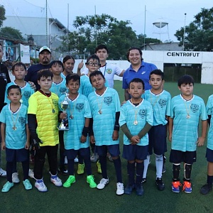 Raiders, en su categoría 2015, se llevó el título al imponerse en penales al Club Leones.