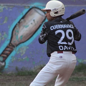 Con un imparable que permitió a Daniel Guadarrama llegar a la base, los Lobos se alzaron con el triunfo frente a los Leones.