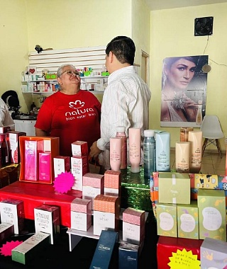 El comercio organizado teme que la reducción de la jornada laboral obligará a contratar más personal, lo que impactará en sus ganancias.