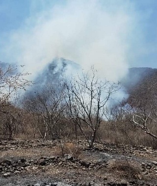 Ante las condiciones climáticas y el registro de al menos tres incendios en el municipio, las autoridades llamaron a la población a contribuir a evitarlos no haciendo quemas de ningún tipo.