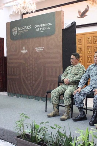 Miguel Ángel Urrutia, secretario de Seguridad, dio detalles sobre la incursión policiaca este martes en Chiconcuac.  