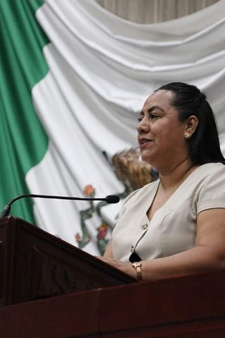 La presidenta del Congreso, Jazmín Solano, clausuró el periodo de sesiones anoche. 