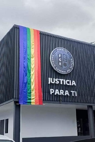 Apercibe juzgado a secretaria de Hacienda 