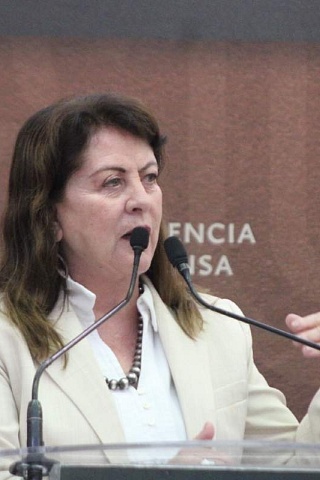 La titular del Ejecutivo ratificó la disposición de alcanzar acuerdos con trabajadores sindicalizados del gobierno estatal.  