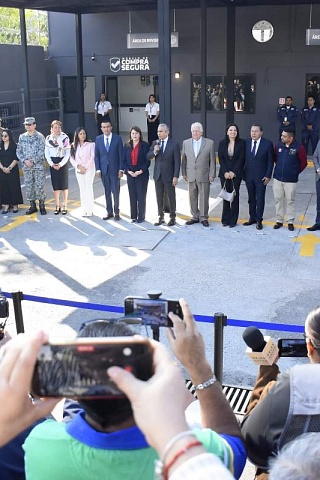 La gobernadora Margarita González Saravia y el fiscal Fernando Blumenkron inauguraron el espacio en Cuernavaca. 