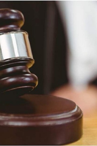 Juez impone multa a fiscal general  