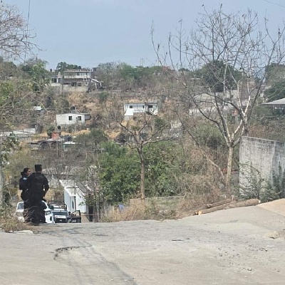 Policías buscaron a los agresores, pero no pudieron encontrarlos.