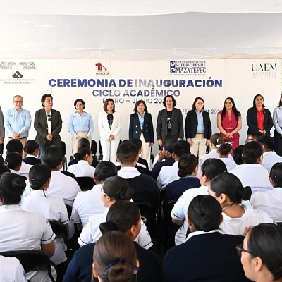 La rectora afirmó durante el evento que la función principal de la universidad es impulsar el desarrollo de las juventudes, ofreciéndoles espacios para fortalecer sus capacidades y habilidades.