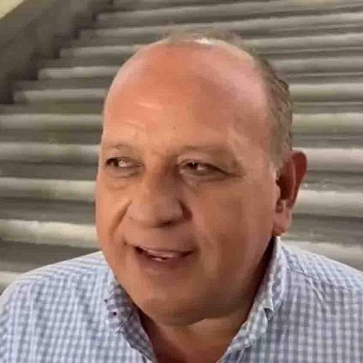 A los maestros no se les debe prohibir el celular: SNTE 