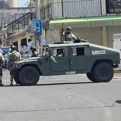 Como en otros casos, el hecho ocurrió a unos metros del palacio municipal sin que los homicidas fueran capturados.