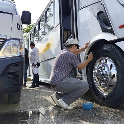 Autoridades de la Coordinación de Transporte consideraron la “repotenciación” como alternativa a la sustitución de unidades viejas. 