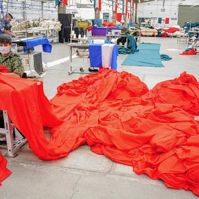 De los talleres, al asta bandera 