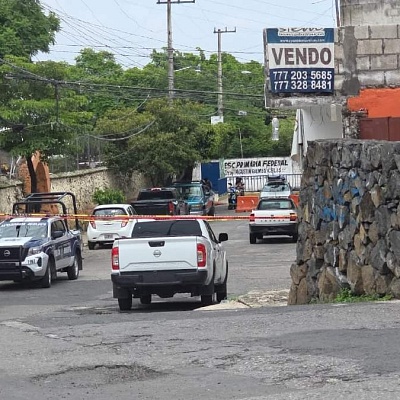 Elementos policiacos buscaron a los homicidas, pero no pudieron encontrarlos.