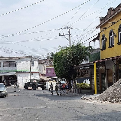 Las autoridades no reportaron personas heridas por este hecho.