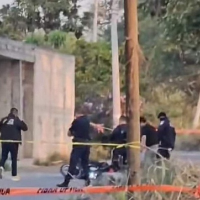   La víctima quedó sin vida junto a la motocicleta que conducía.