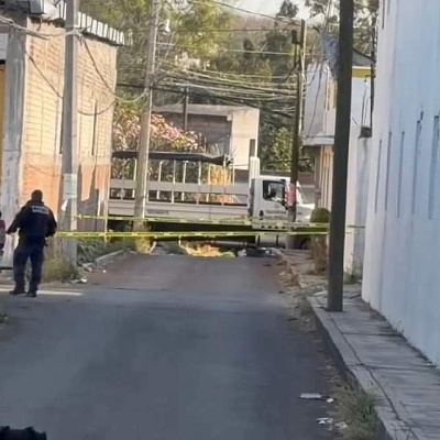 Los cuerpos fueron abandonados a unos metros de la carretera México-Oaxaca.