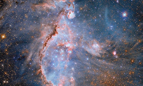 Imagen del Telescopio Espacial Hubble de la NASA/ESA que muestra el joven cúmulo estelar NGC 346.