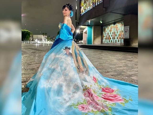 Instagram: mitzyofficial_