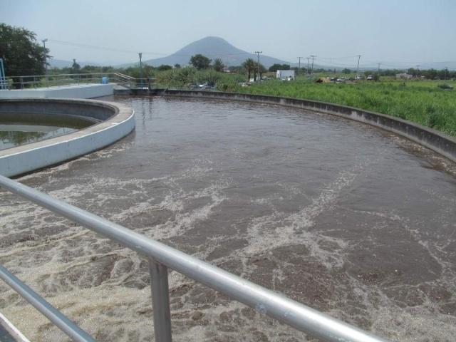 El funcionario estatal destacó la importancia de las obras que reducen la contaminación al ambiente, aunque reconoció que varias todavía no funcionan como se diseñaron. 