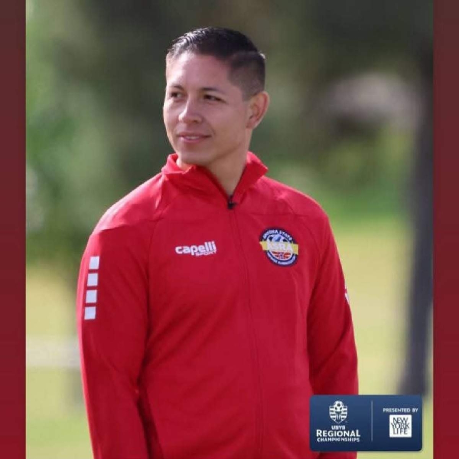 A sus 25 años, Edwin Jiménez Soto cuenta con una experiencia de 10 años como silbante y ha tenido participación en importantes competencias dentro de la liga MLS.