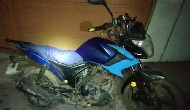 Hallan una moto abandonada en Amacuzac