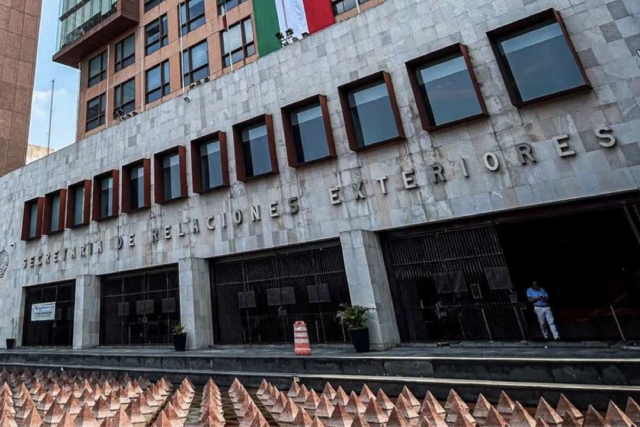 SRE evac&uacute;a a m&aacute;s de mil mexicanos de pa&iacute;ses de Medio Oriente