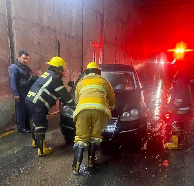 PC Cuernavaca atiende diversos reportes por lluvias