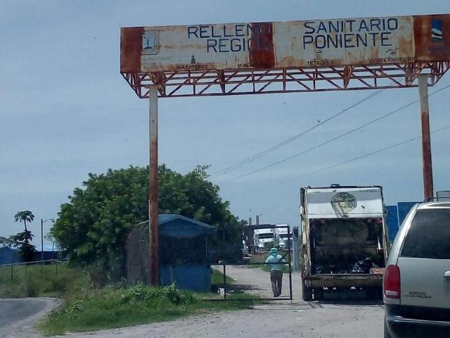 La manifestación se realizó para exigir que al relleno sanitario no ingrese basura de municipios ajenos a la región.