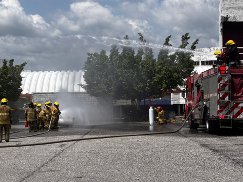 Llevan a cabo macrosimulacro interinstitucional de emergencias mayores en CAEZ
