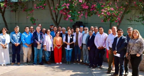 Socializa Tania Valentina Rodr&iacute;guez reformas con constructores e ingenieros