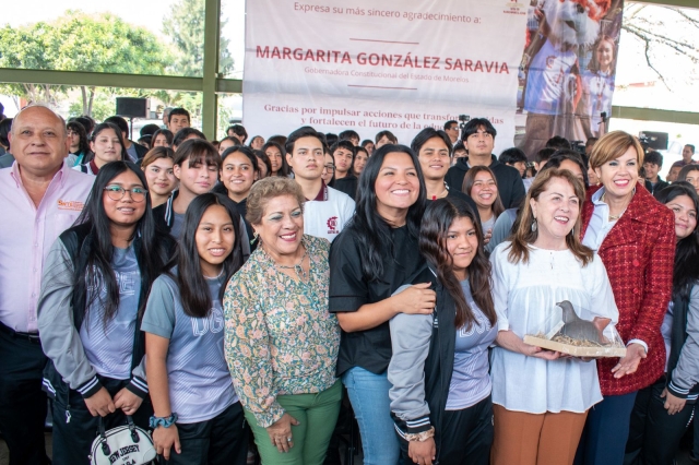 Diputada Melissa Montes de Oca acompa&ntilde;a a gobernadora Margarita Gonz&aacute;lez Saravia en gira de trabajo por Yautepec