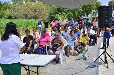 Los colonos recibieron información a fin de abonar a la certeza de los pagos.