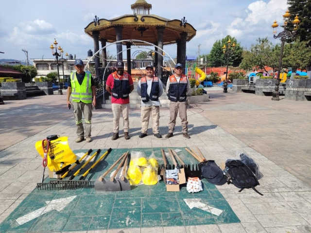 Brigadas contra incendios forestales de Ocuituco reciben equipo especializado